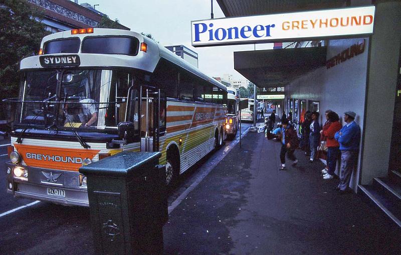WT 0400 088-30 Australia.jpg